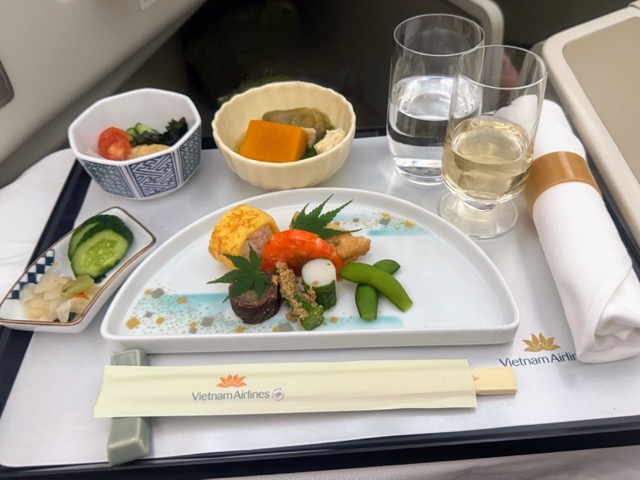 ベトナム航空ビジネスクラス機内食